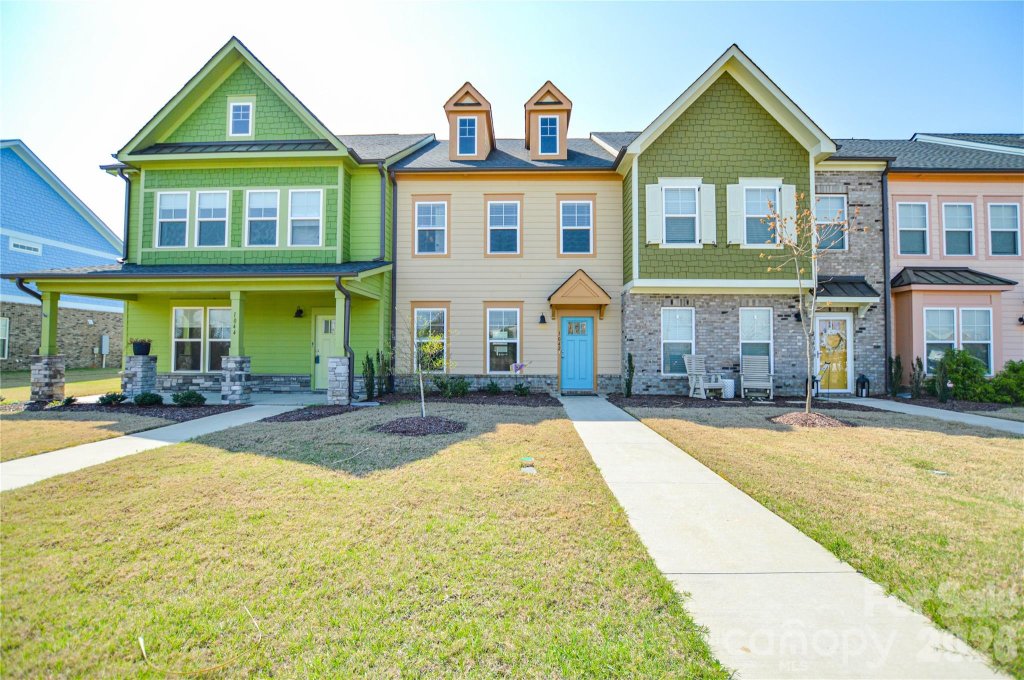 1042 Riverwalk Parkway
