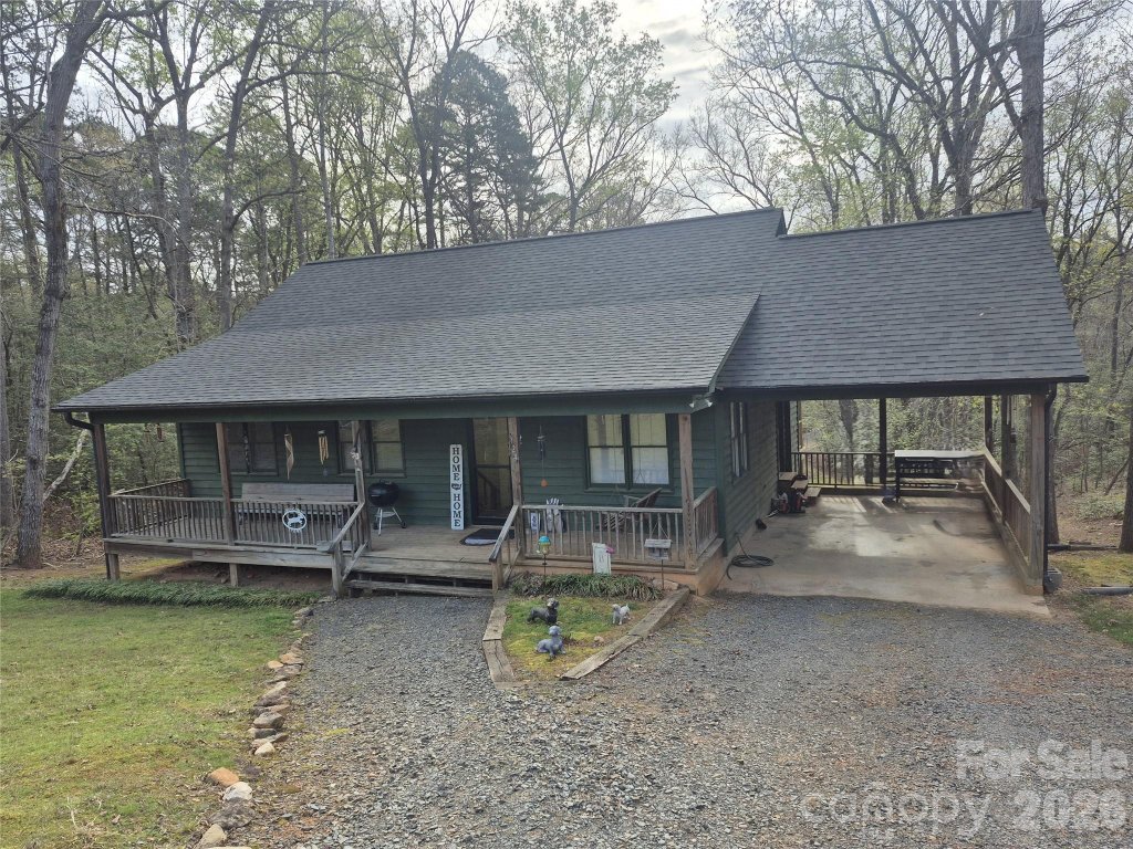324 Pinecrest Circle