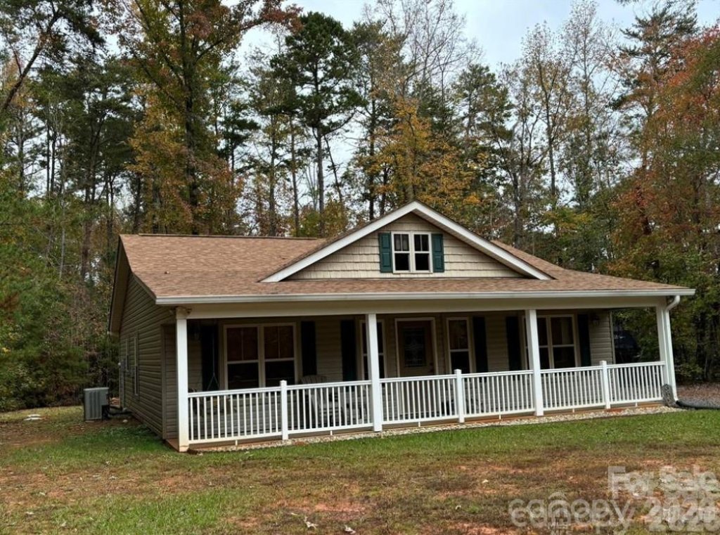 369 Pinecrest Circle