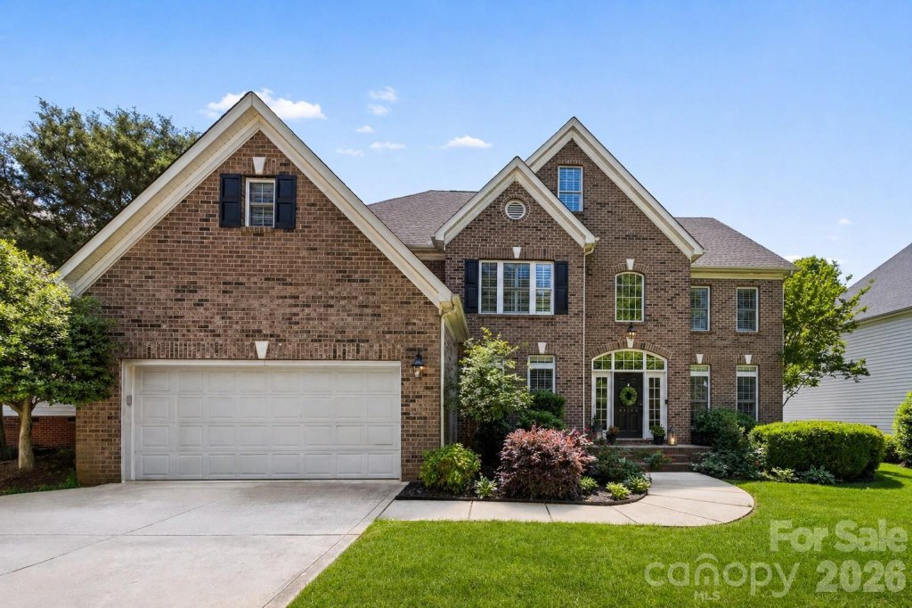Northstone, Huntersville community