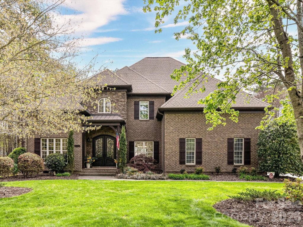 1404 Tarrington Way
