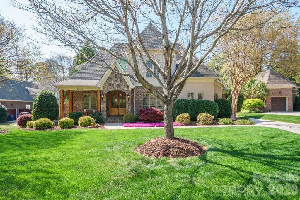 Wrights Emerald Cove, Cornelius community