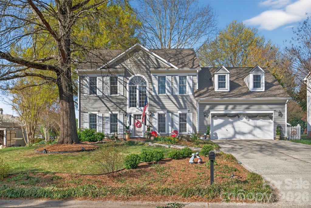 Landen Meadows, Charlotte community