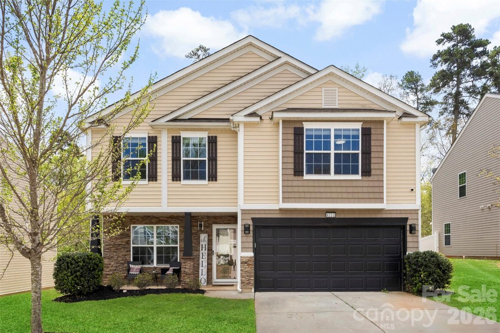 Northlake Landing, Charlotte community