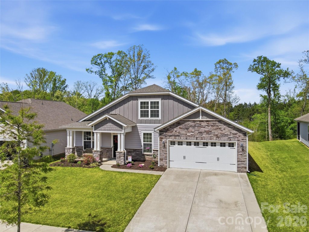 3023 Eagle Ridge Lane