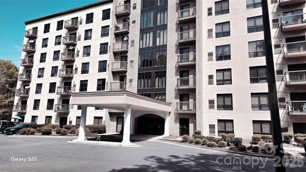 211 Heritage Boulevard