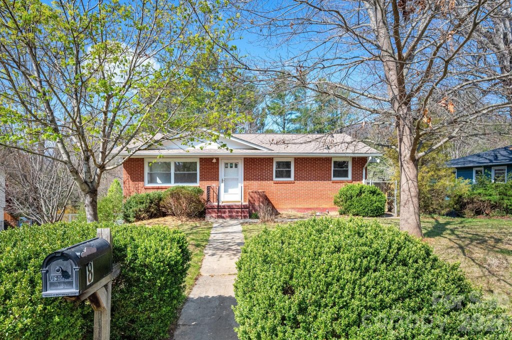 8 N Pershing Road