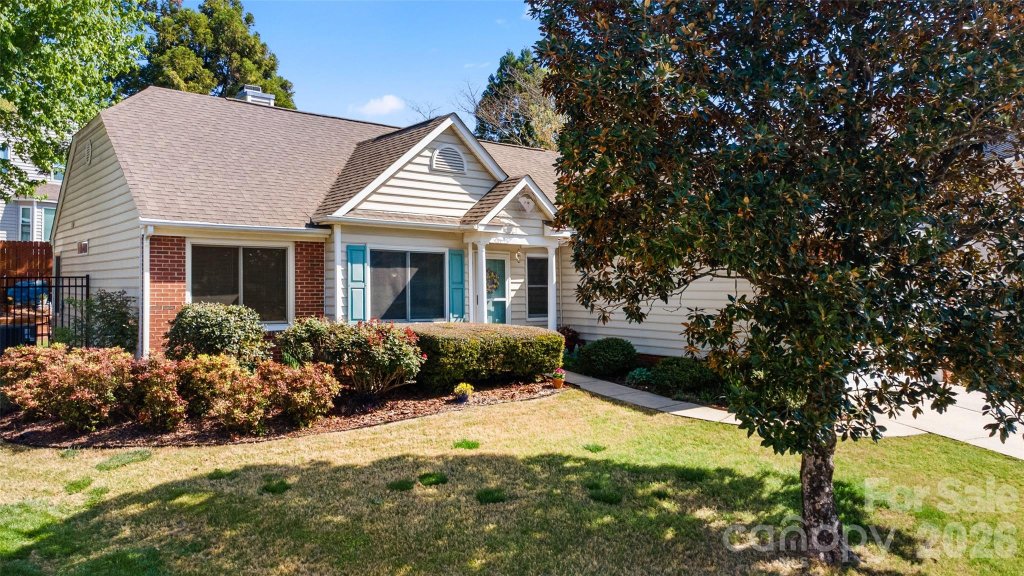 209 Strawberry Knoll Drive