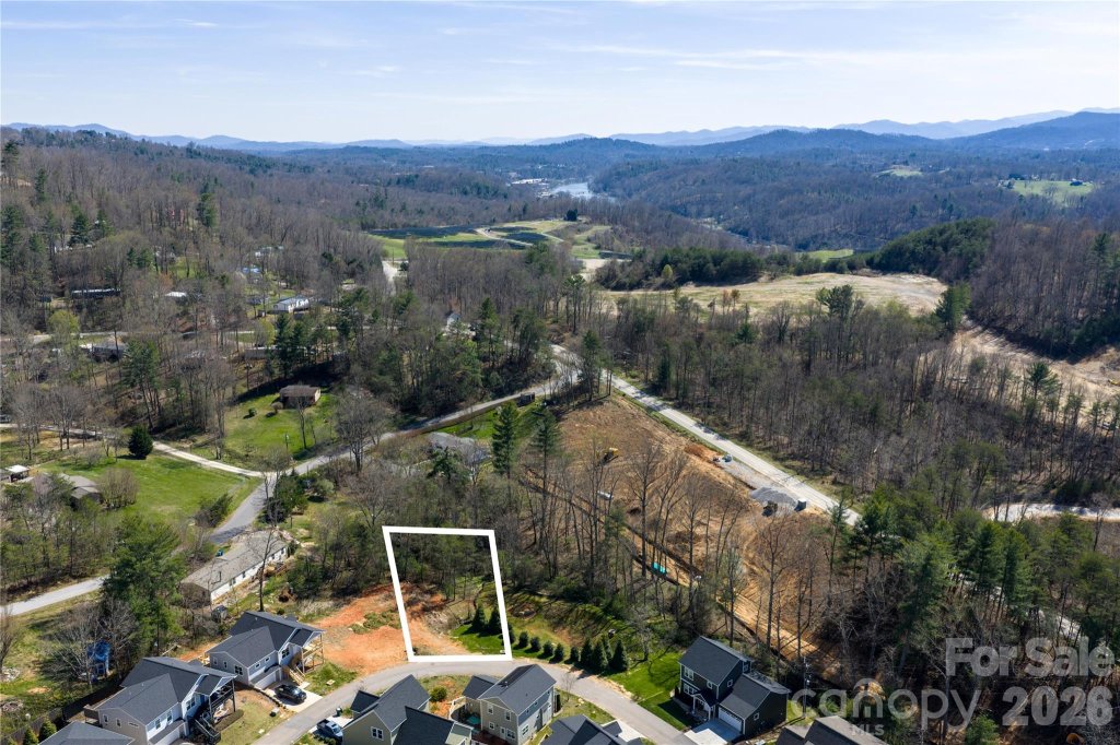 61 63 Greenwood Fields Drive