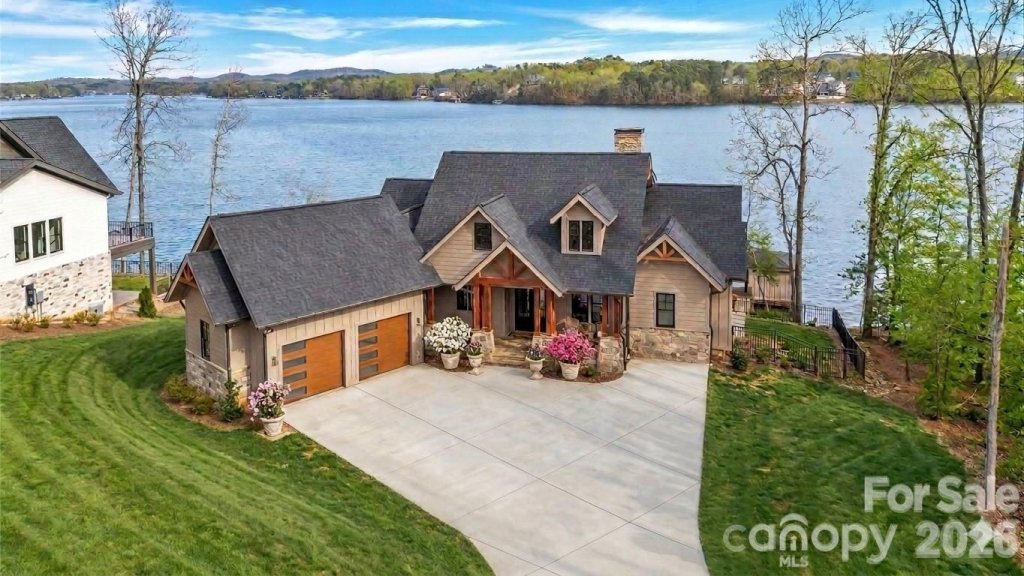 8058 Edgewater Drive