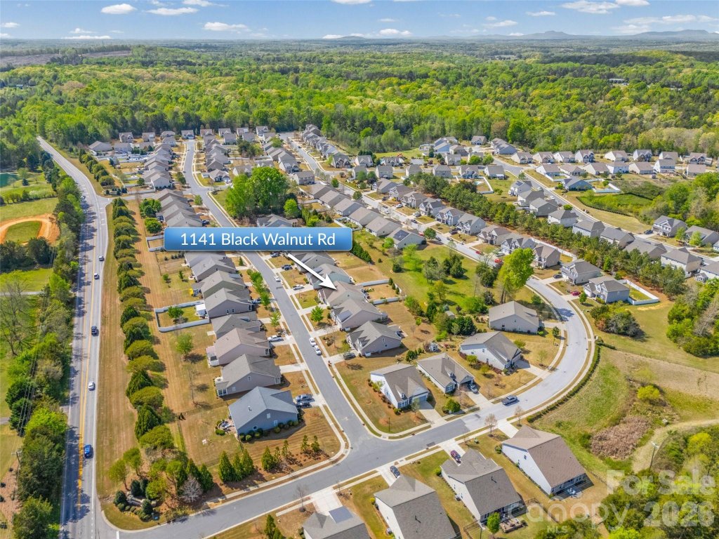1141 Black Walnut Road
