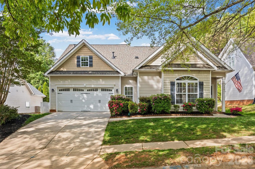 Glenwyck, Huntersville community