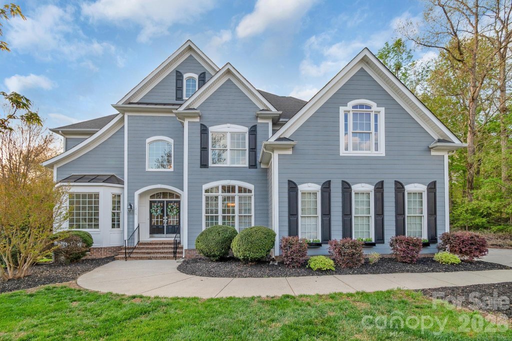 1216 Flat Heads Lane