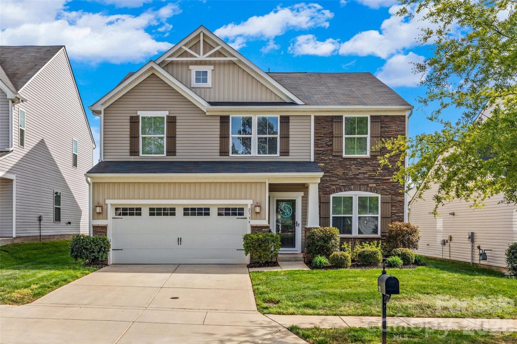 2739 Cypress Oak Lane