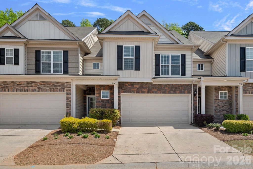 2207 Whitford Lane