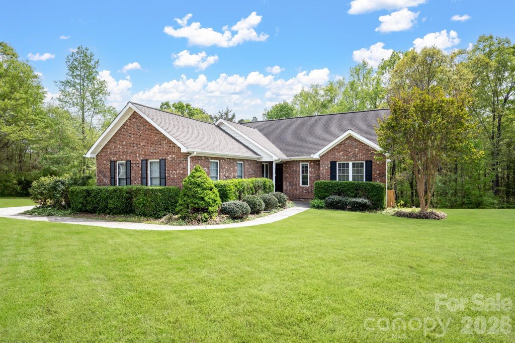 610 Mountain Place