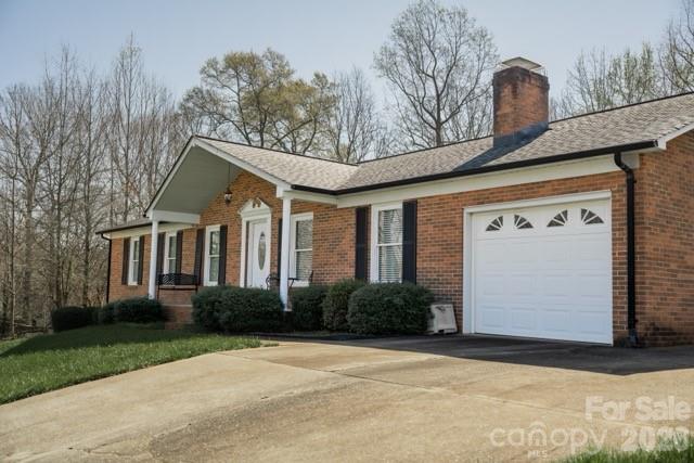 2465 Wellington Drive