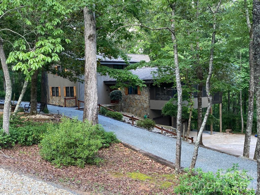 Apple Valley, Lake Lure community