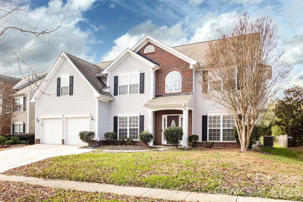 Mallard Lake, Charlotte community
