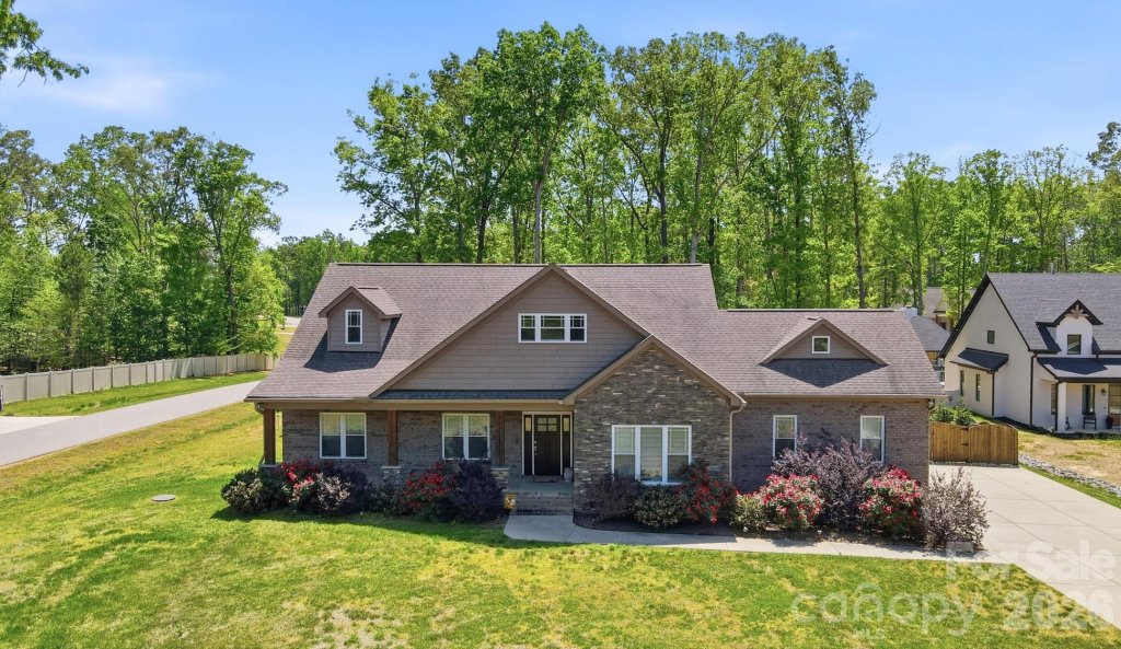 The Oaks At Camden, Monroe community