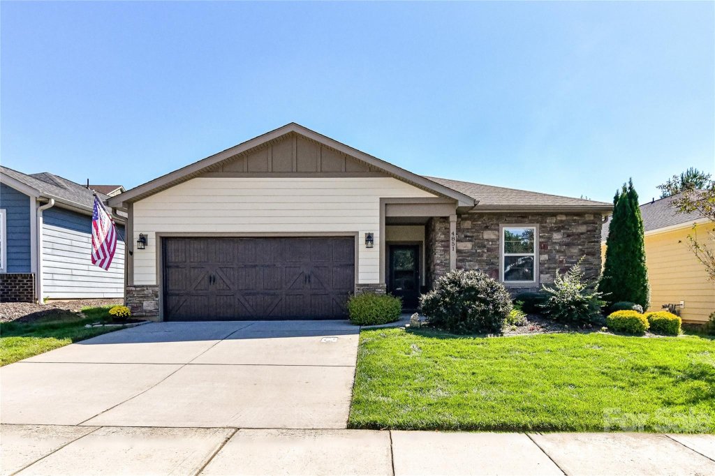 4851 Looking Glass Trail
