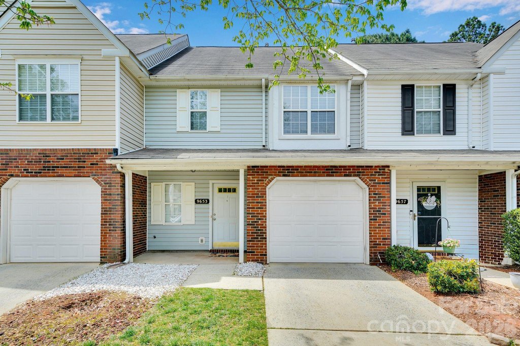 9653 Terrier Way