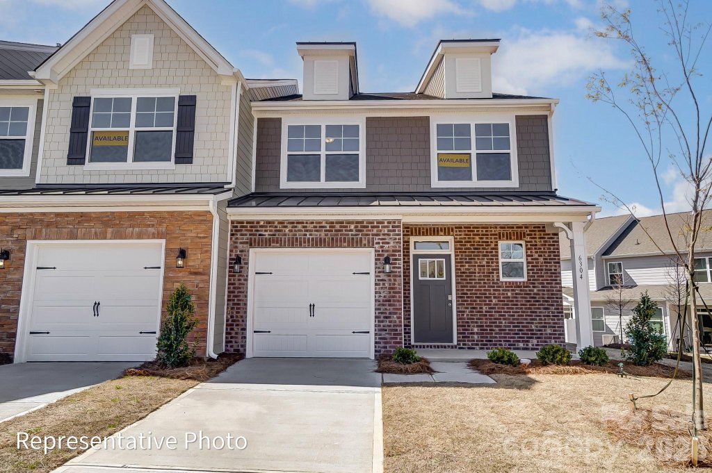 4383 Black Court