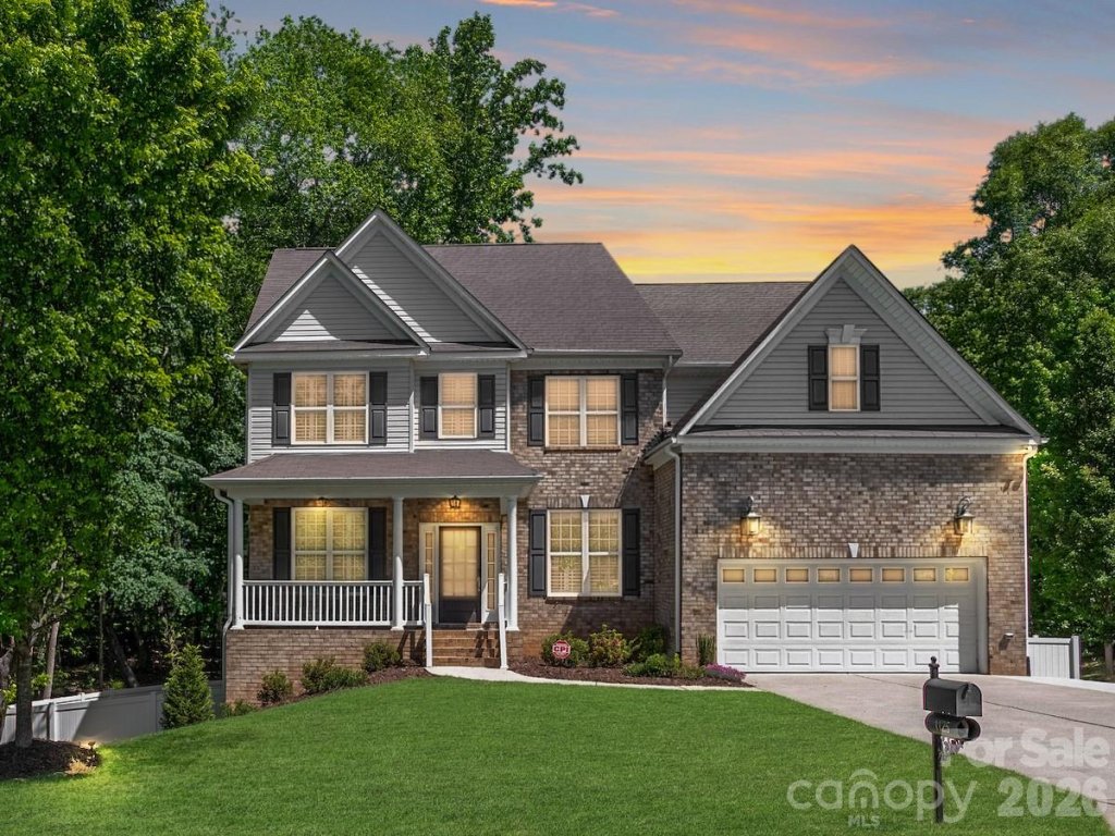 Gates At Waterside, Stanley community