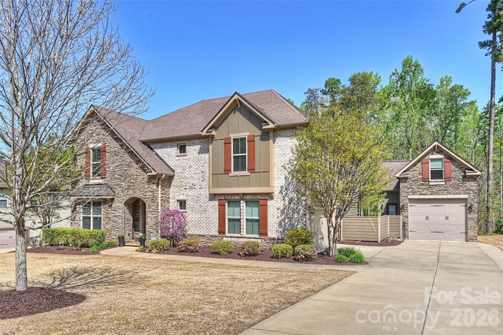 294 S San Agustin Drive