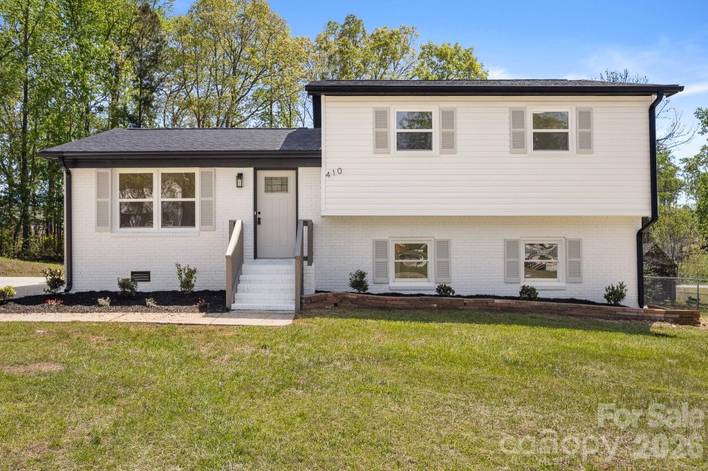 Inglewood, Troutman community