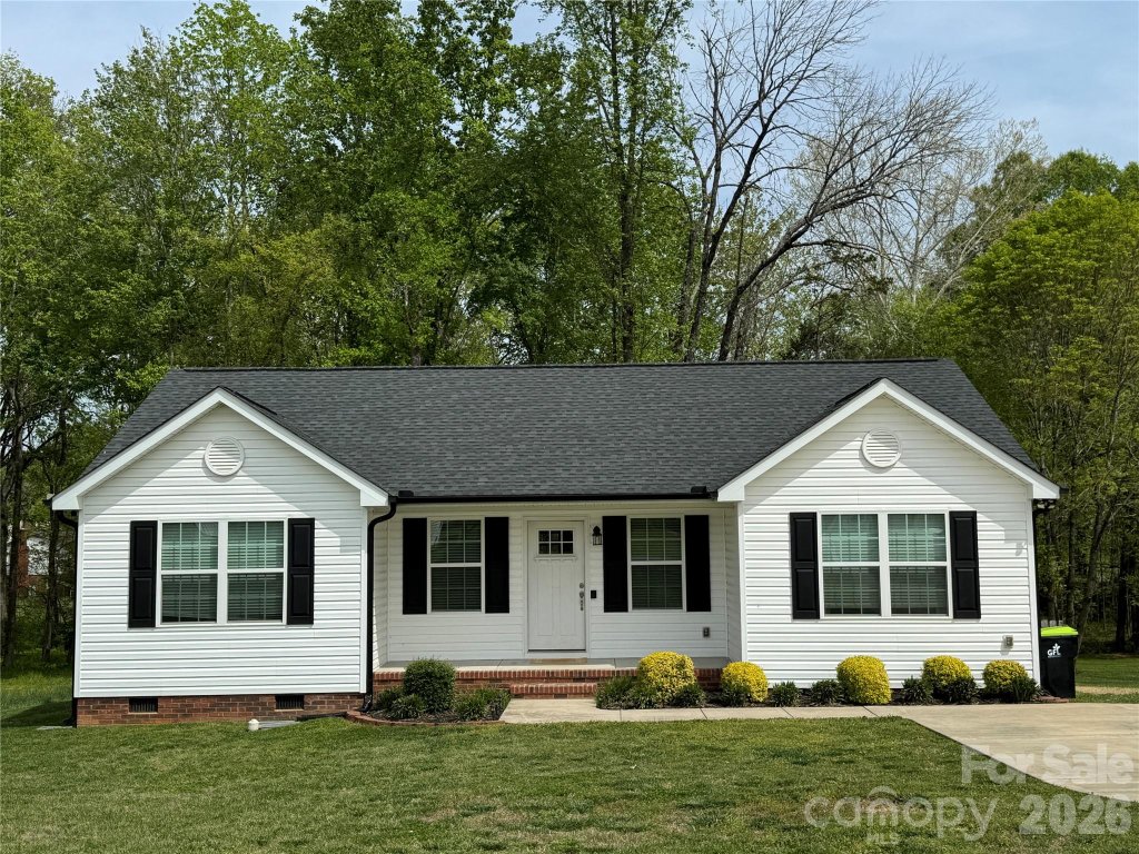 Pine Needles, China Grove community
