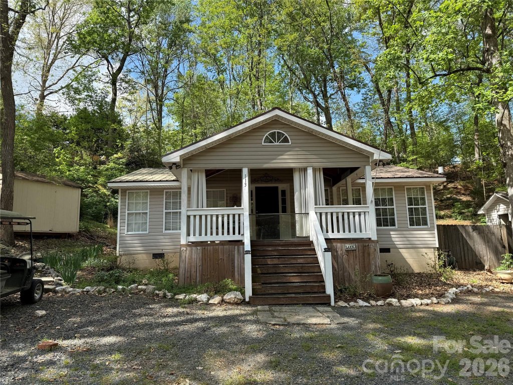 113 115 Indian Harbor Circle