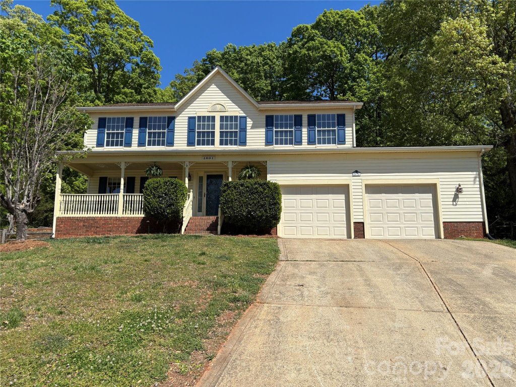 Winding Creek, Charlotte community