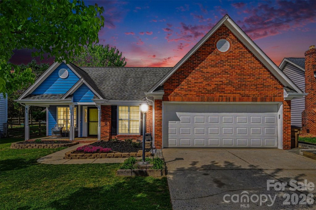 3303 Brookstone Trail