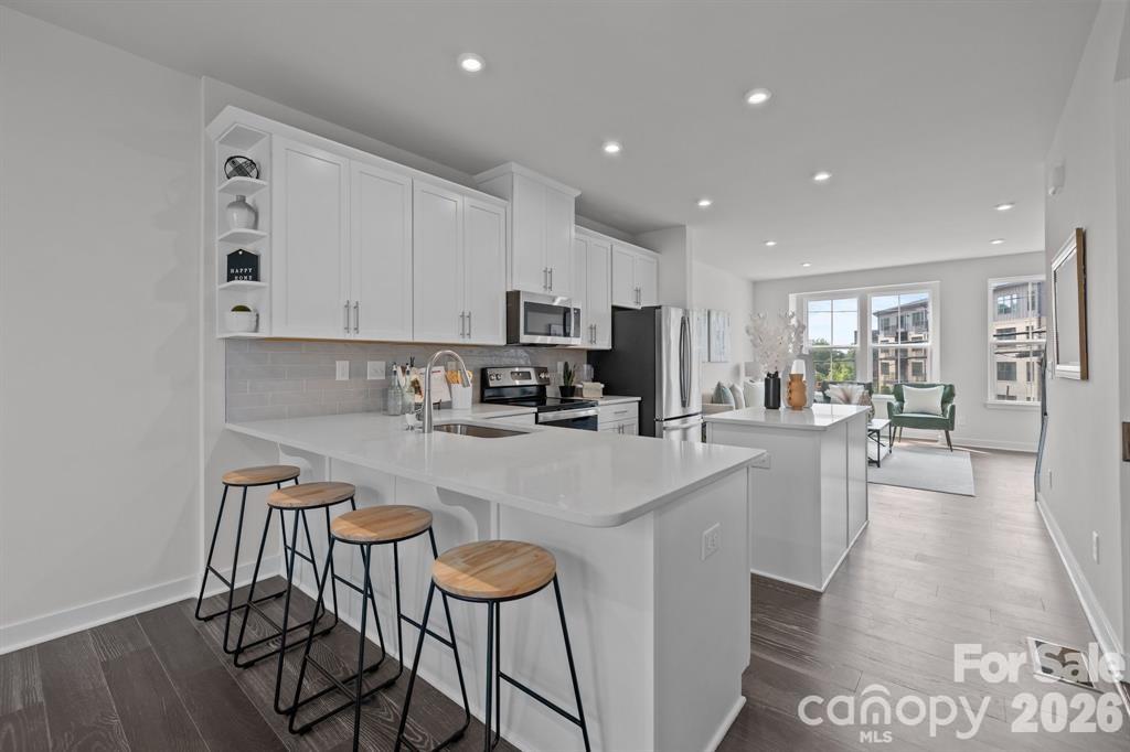 South Tryon Townhomes, Charlotte community