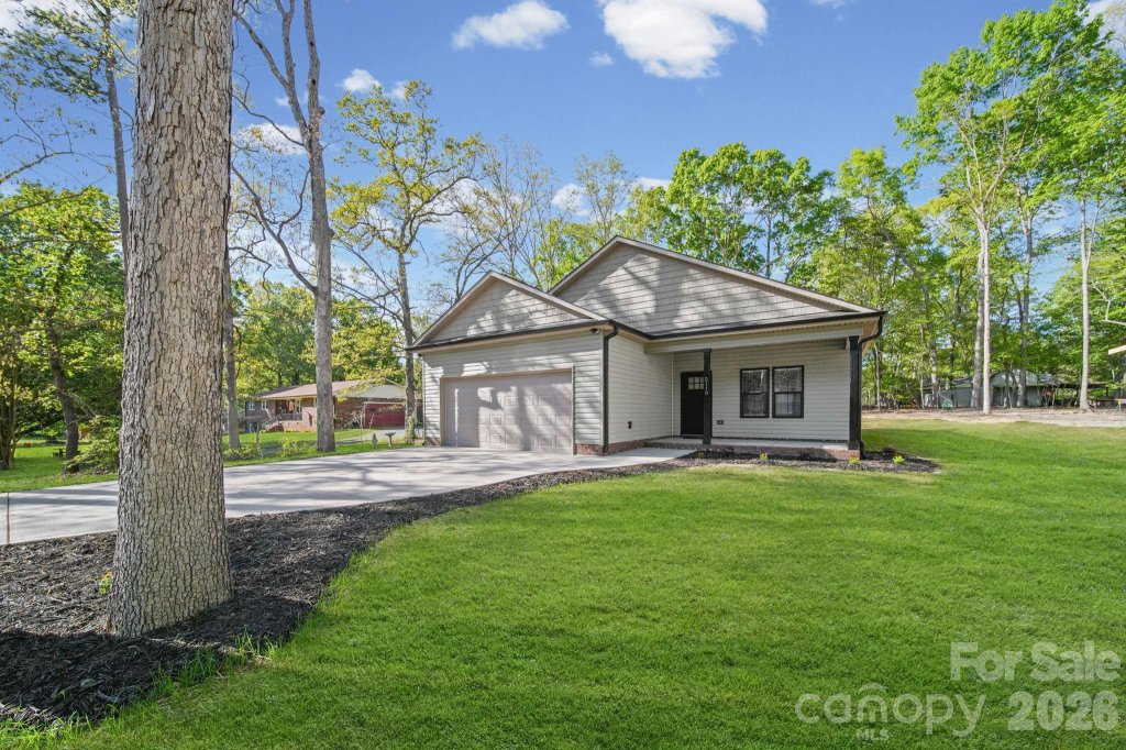 2119 Woodhurst Lane