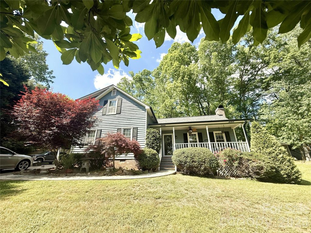 Lakewood Forest, Gastonia community