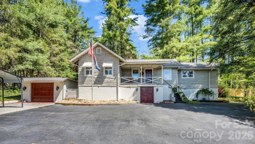 Hebron Terrace, Hendersonville community