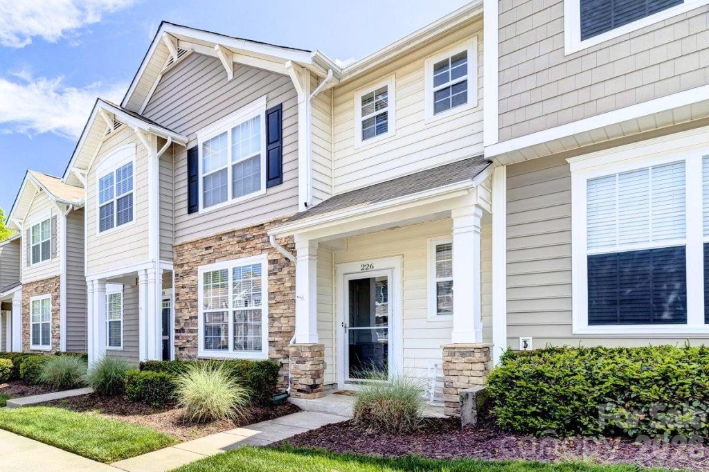 226 Dawn Mist Lane