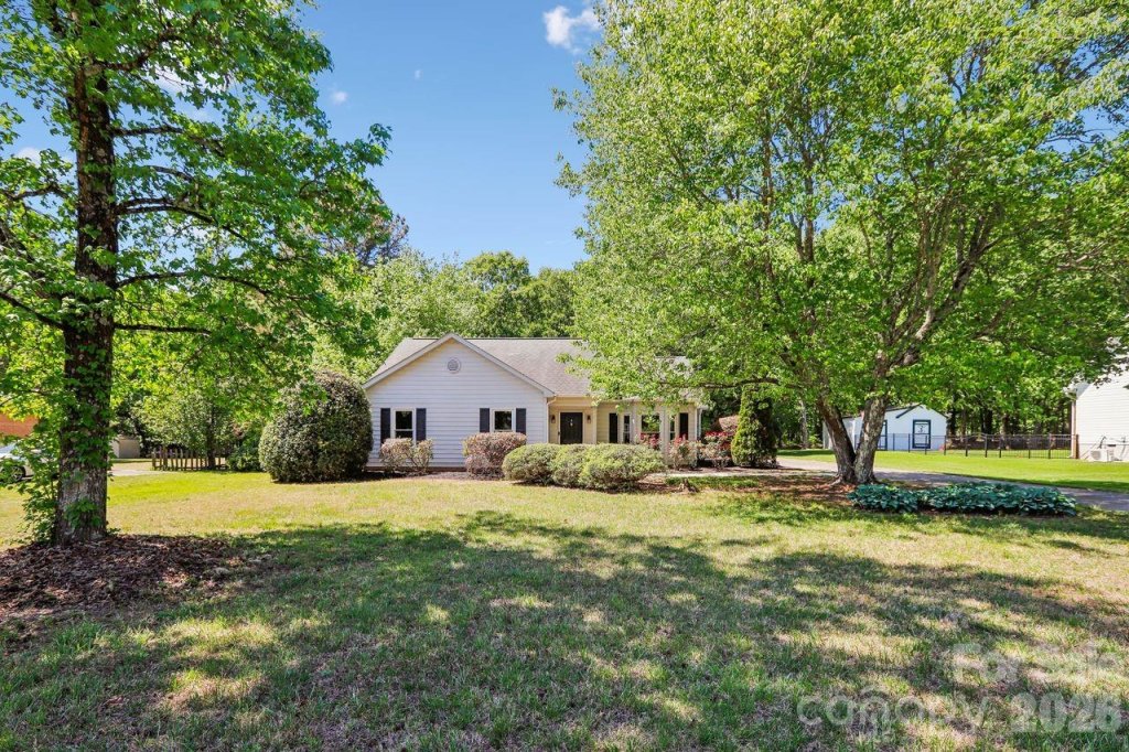 15032 Catawba Circle