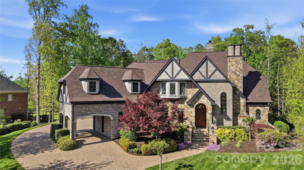 1103 Bromley Drive
