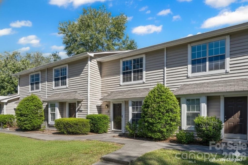 704 Heritage Parkway