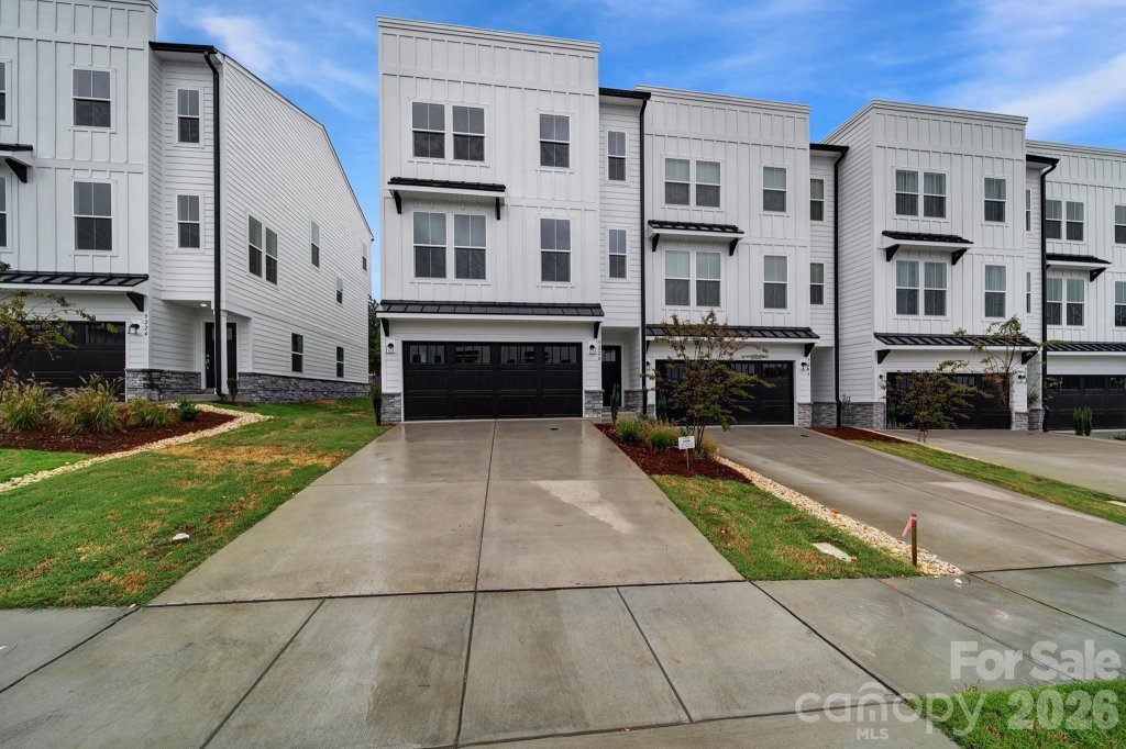 9220 Walnut Hill Road