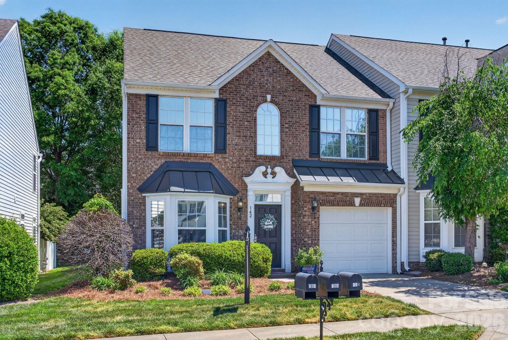 142 Autumn Falls Drive