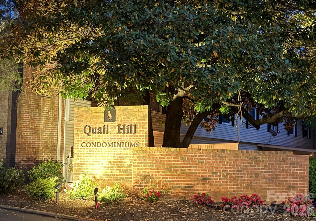 5939 Quail Hollow Road