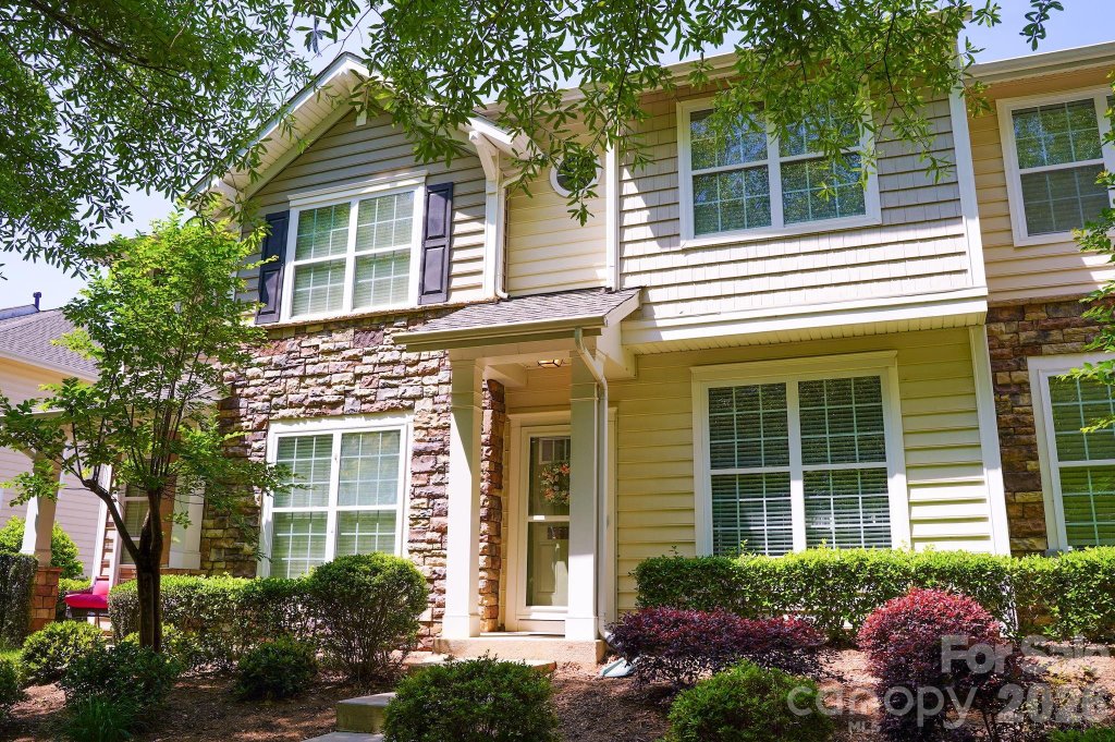 8512 Sunset Hill Road