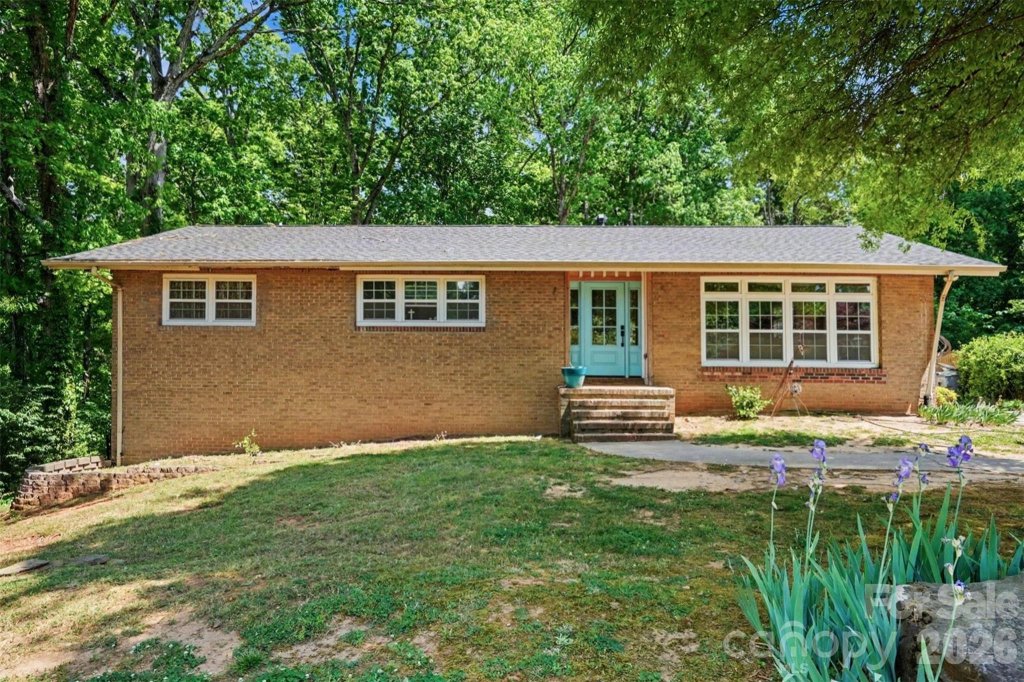 6913 Folger Drive