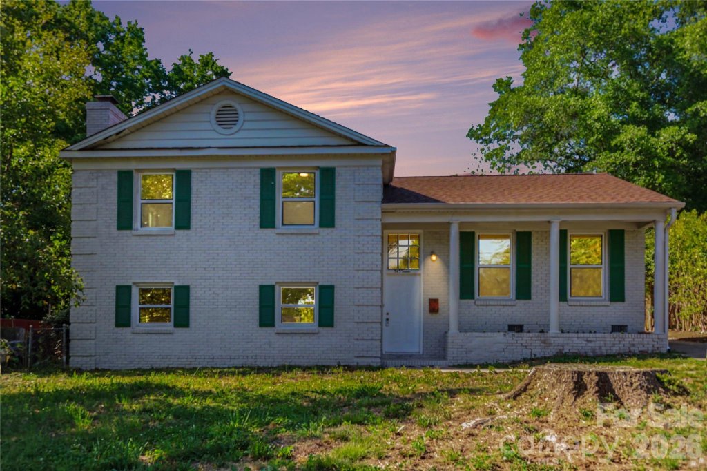 5439 Kerry Lane