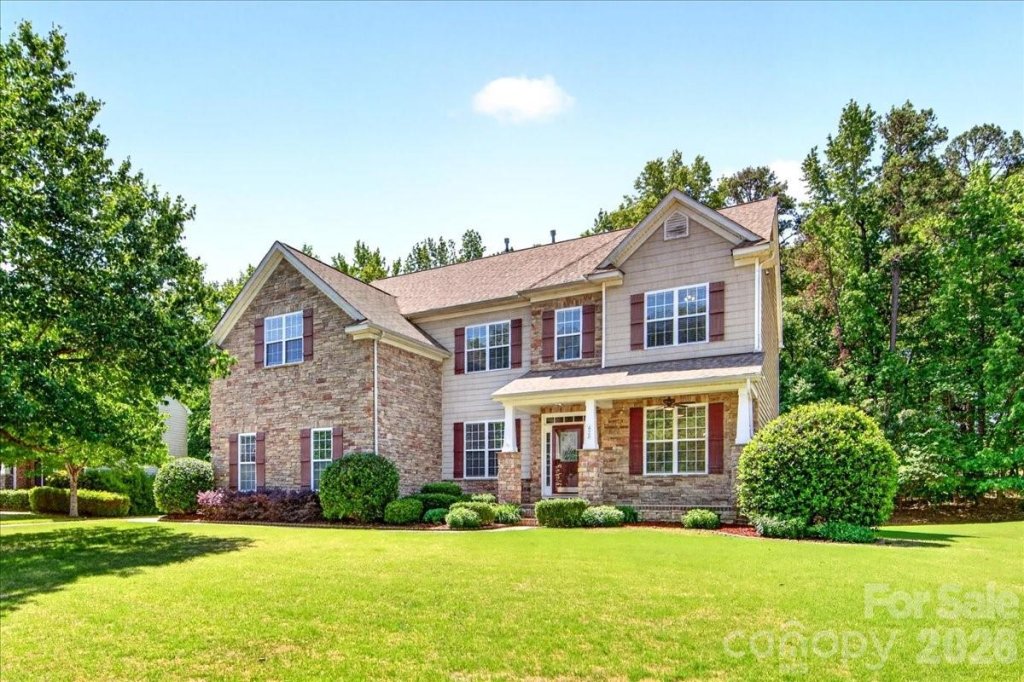 Wesley Oaks, Waxhaw community