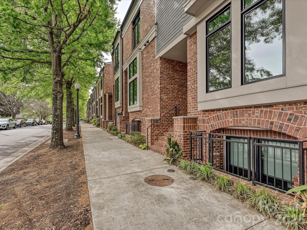 Highland Park, Charlotte community